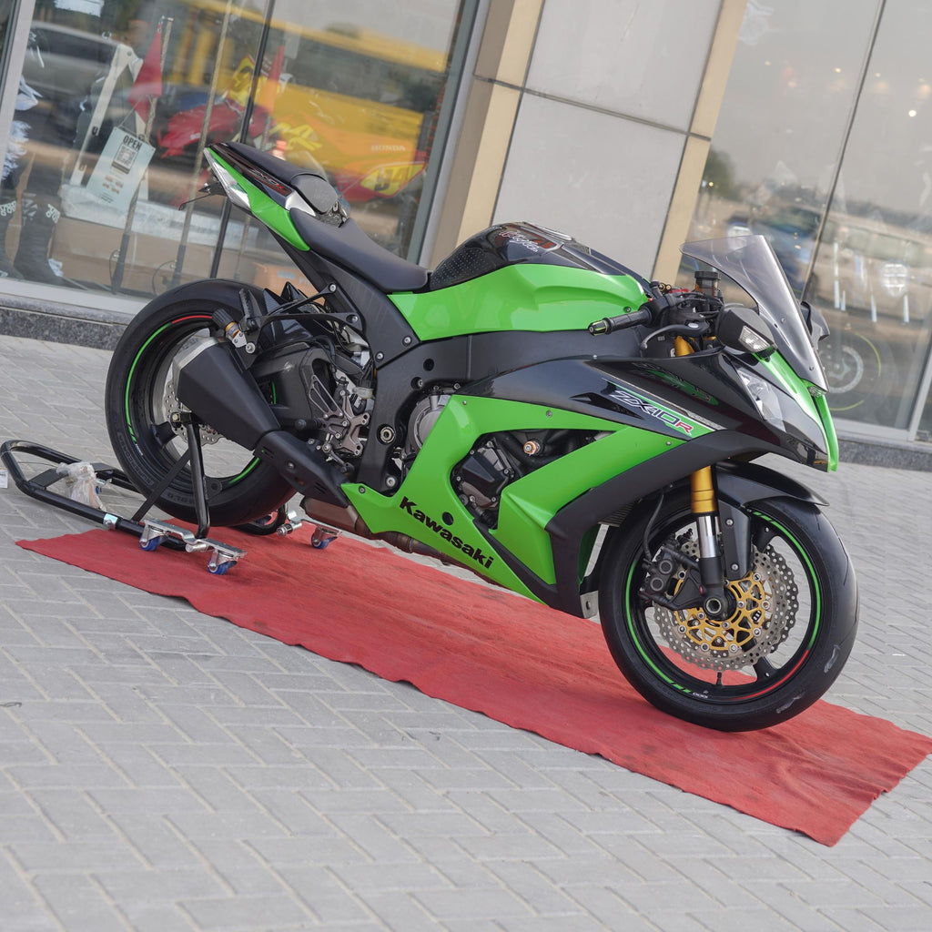 2013 Kawasaki Ninja ZX10R Motorbike for Sale - Call Now +971555598040