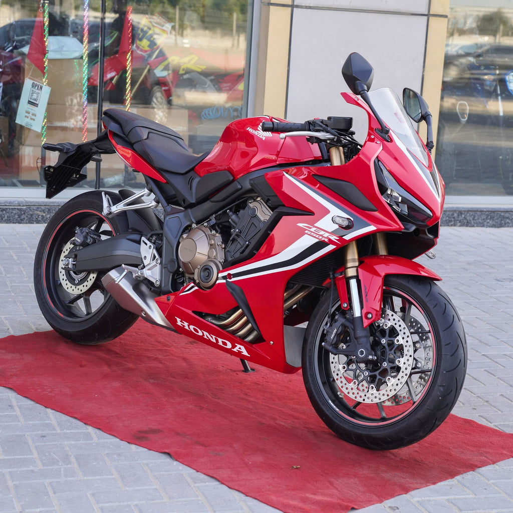 دراجة هوندا CBR 650R Super مستعملة موديل 2019 للبيع - اتصل الآن على +971555598040