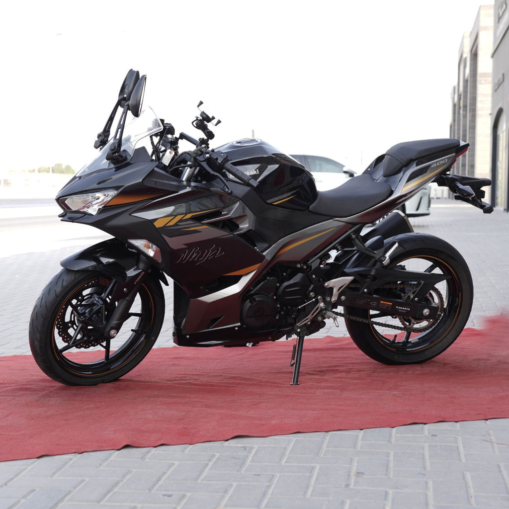 Used 2022 Kawasaki Ninja 400 for Sale In Sharjah UAE