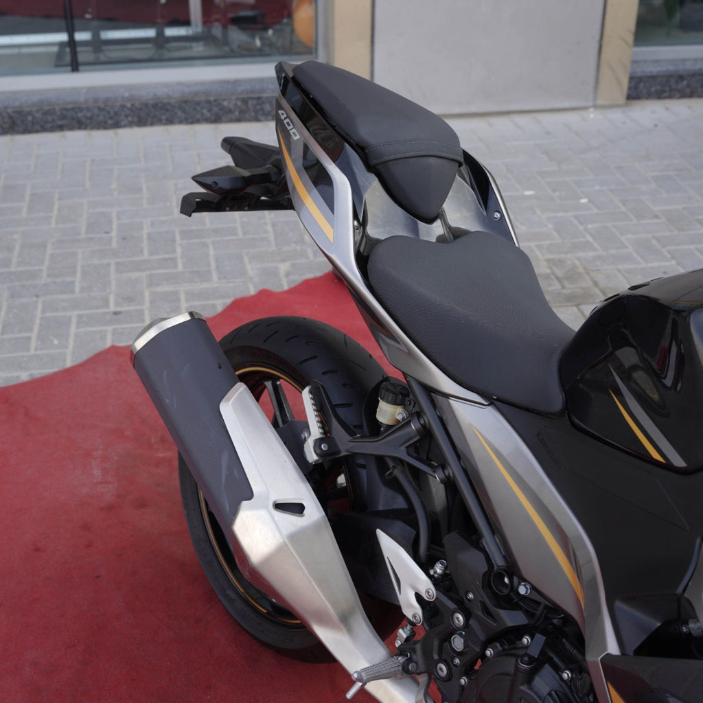 Used 2022 Kawasaki Ninja 400 for Sale In Sharjah UAE