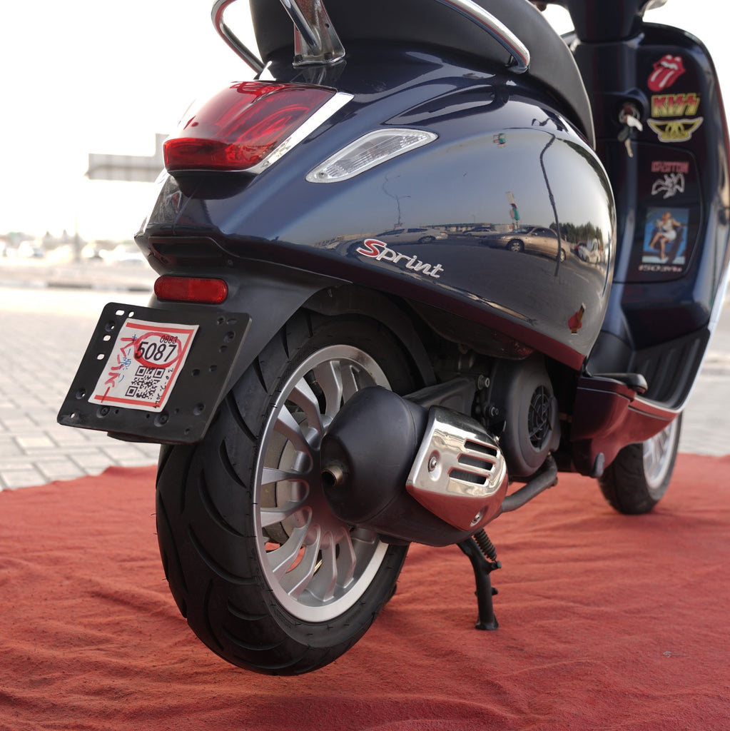 2014 VESPA 150 CC SCOOTER Bike for Sale - Contact Now: +971555598040